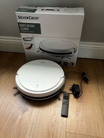 Robot vacuum cleaner