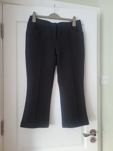 Cropped Trousers