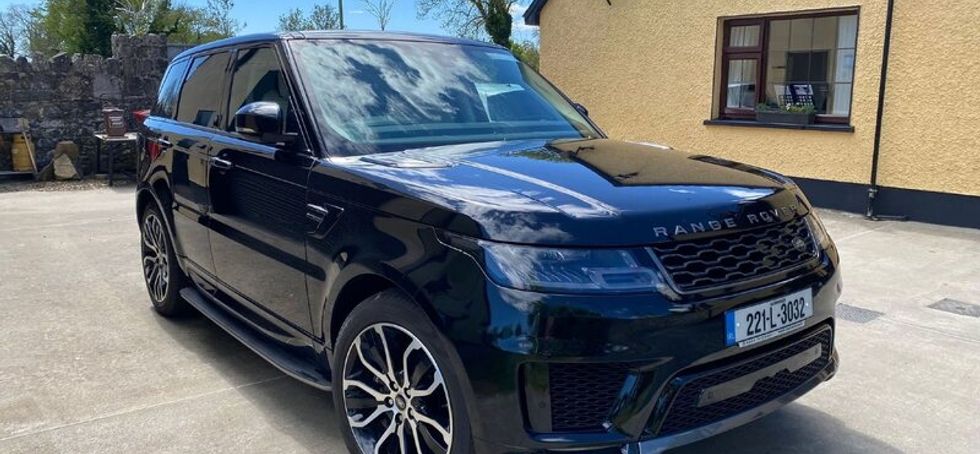 2022 Range Rover Sport P400e HSE Silver Edition
