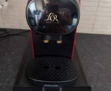 coffee maker and pod holder