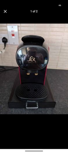 coffee maker and pod holder