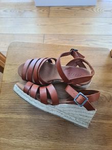 Jigsaw Wedge Sandals New