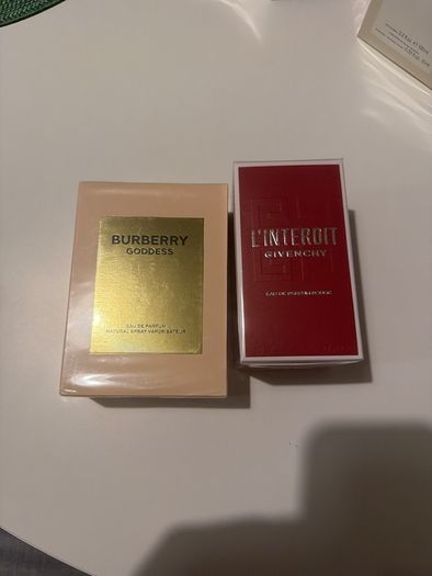 Burberry Goddess parfum travel set for her