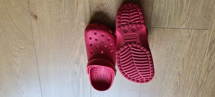 Girls crocks
