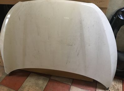 Hyundai ix35 bonnet in white