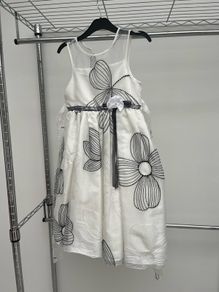 Pippa & Julie girl's dress, Age 6 (Free girls clothes/items for first buyer to offer asking price on this)
