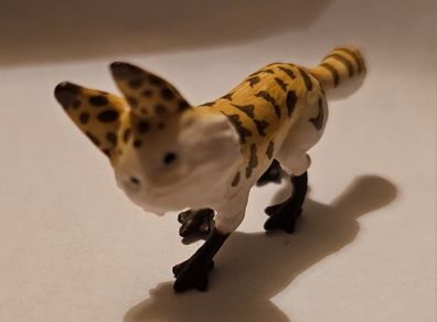Star Wars Sabine Wrens Pet Approximately 30mm Long  Quite Small