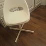 ikea kids swivel chair Image 3