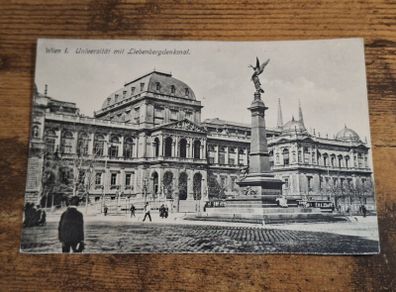 Vintage Postcard University at Liebenberg Memorial, Wien I., Austria - free standard postage