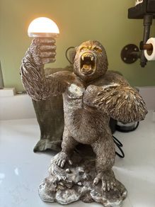 Gorilla table lamp