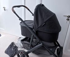 Vista V2 Pushchair Bundle 2023 Model
