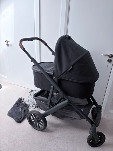 Vista V2 Pushchair Bundle 2023 Model