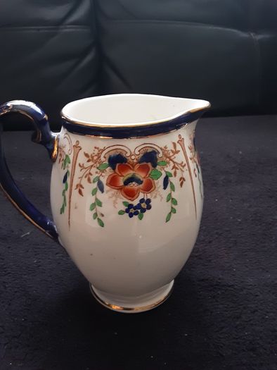 Water Jug/Vintage Sylvia Gibsons Pottery WaterJug 6" High  - Reg.No.749979