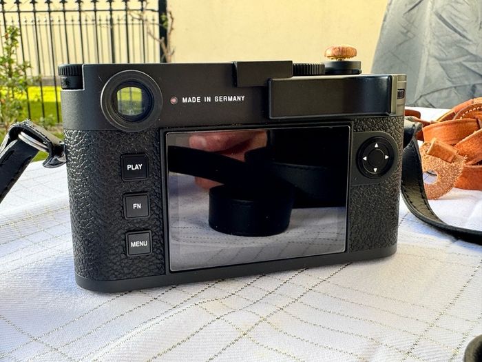 Leica M11-P  458 Shutter Count  Like New