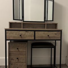 Kimberlee Dressing Table with Mirror (Set of 3)