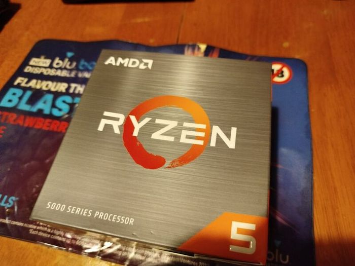 BRAND NEW AMD Ryzen 5 5600X CPU (Factory Sealed Box) + Wraith Cooler