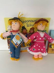 New THE SCARECROWS' WEDDING Harry O'Hay & Betty O' Barley Figures plus either Soft Cover or Board Scarecrows' Wedding Childrens Book