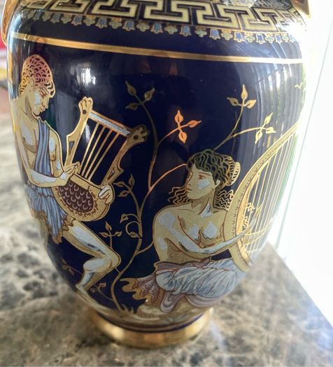 vintage fakiolas  vase