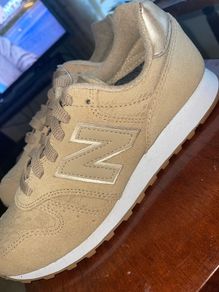 New balance trainers runners size 4, camel/sand/beige colour