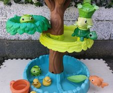 Little tikes magic flower Water table