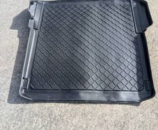 Q7 Boot Liner 5 Seat 2015 -2026