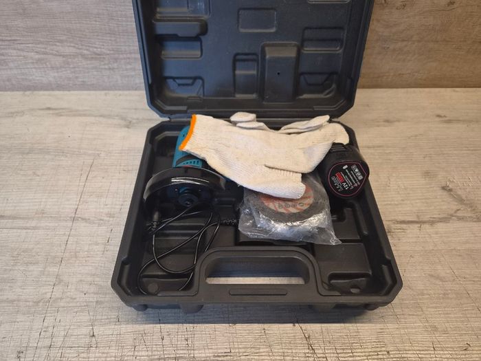 Mini Angle Grinder 12V Cordless with 2 x 2000mAh Batteries, 7 Cutting Discs & 19500RPM  Blue
