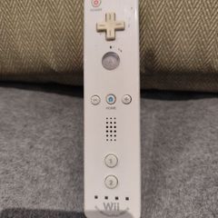 Nintendo Wii motion plus controller