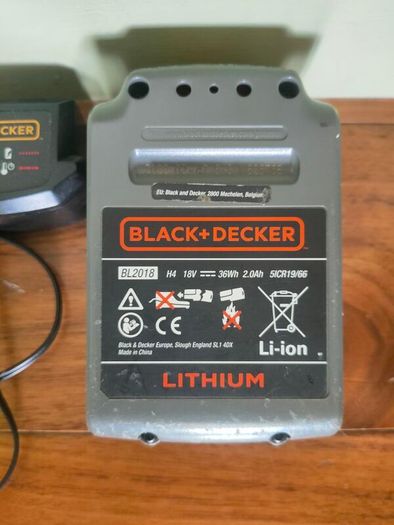 Black and Decker Battery & Charger