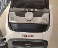 Miele bagless vacuum cleaner