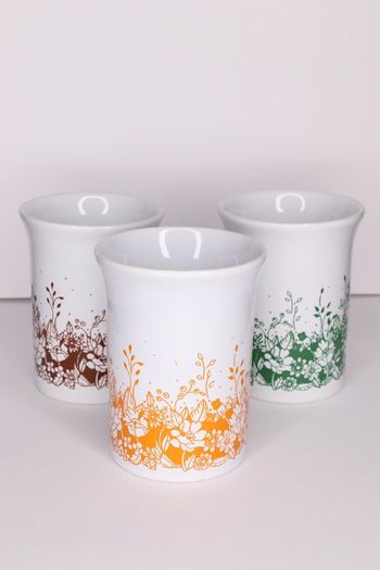 Matching set of retro mugs from the 90's