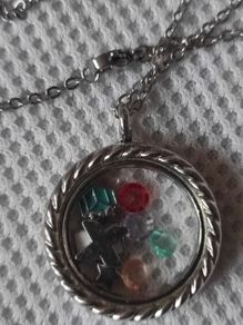 necklace locket pendant