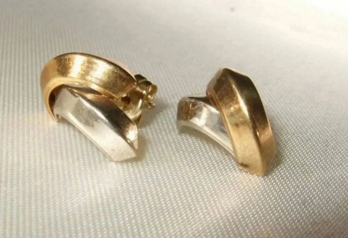 Vintage Hallmarked 9ct White/Yellow Gold Earrings