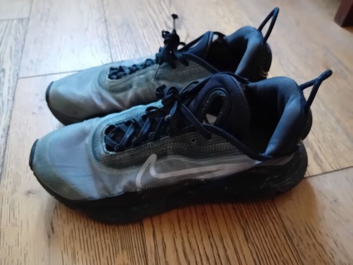 Nike 2090