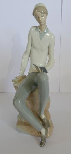 Lladro Figurine