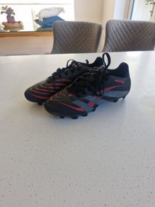 Adidas Predator football boots uk size 6
