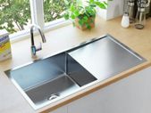 Handmade Kitchen Sink with Strainer Stainless Steel