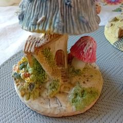 Unbranded Toadstool Model House
