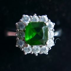 Vintage  Square Emerald and Sterling Silver 925 hallmarked  Ring  Band size N1/2 - 4,2g