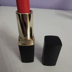 Red Lipstick with Gold New