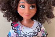 Disney"Encanto"  Mirabel Doll