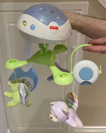Fisher-Price, Butterfly Dreams 3-in-1 Newborn Baby Light Projector Mobile
