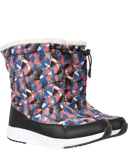 Girls Snow/waterproof boots size 35
