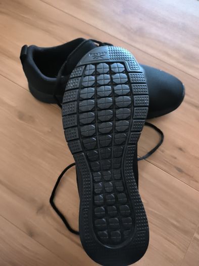 Reebok man/women  shoes, Black, New no tags, size UK 6, eu39