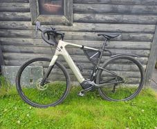Cannondale Topstone Neo Carbon 4 Gravel