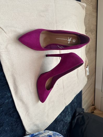 Purple / fucsia high heels stilettos like new
