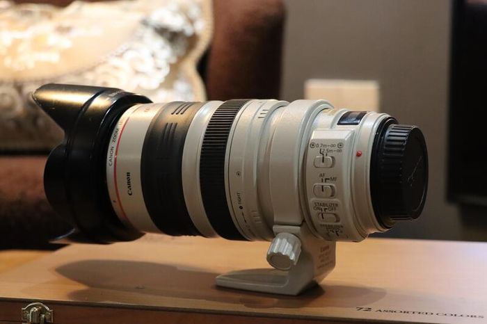 Canon Ef 28-300mm F/3.5-5.6 L Is Usm