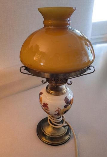 Vintage Amber Glass Hurricane Table Lamp
