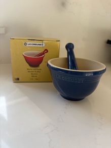le creuset mortar and pestle