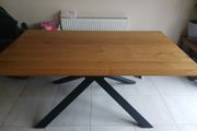 Arno dining table
