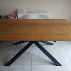 Arno dining table